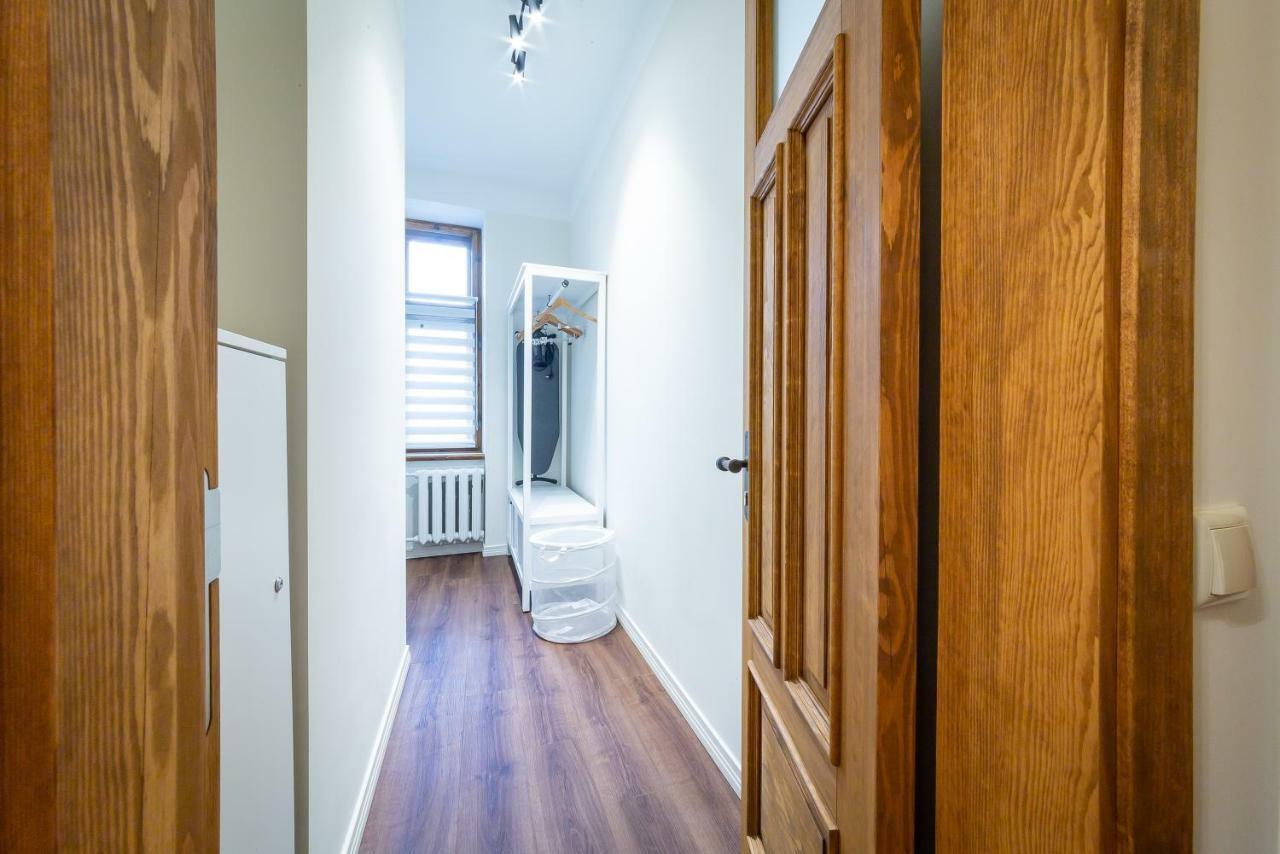 Stories Writer'S Ap 40Sqm Renovated Free Parking Apartment รีกา ภายนอก รูปภาพ