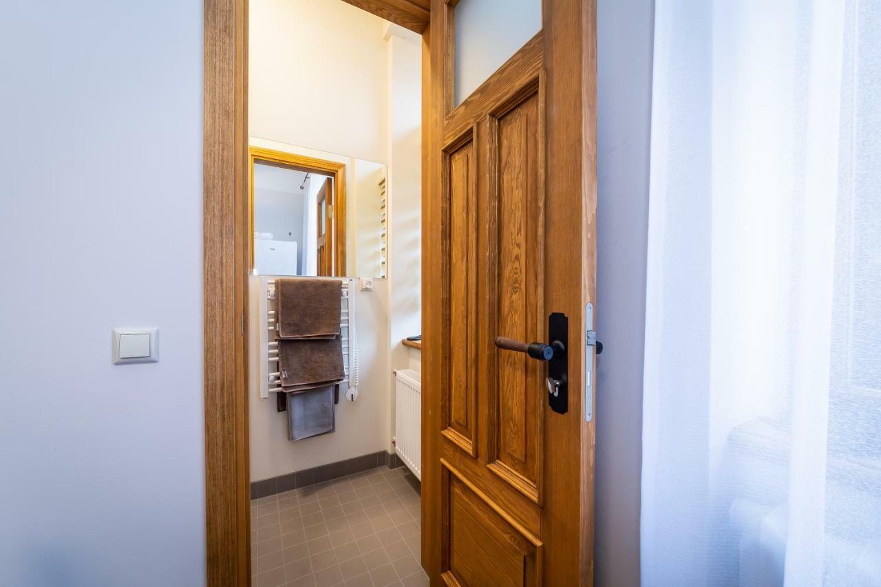 Stories Writer'S Ap 40Sqm Renovated Free Parking Apartment รีกา ภายนอก รูปภาพ
